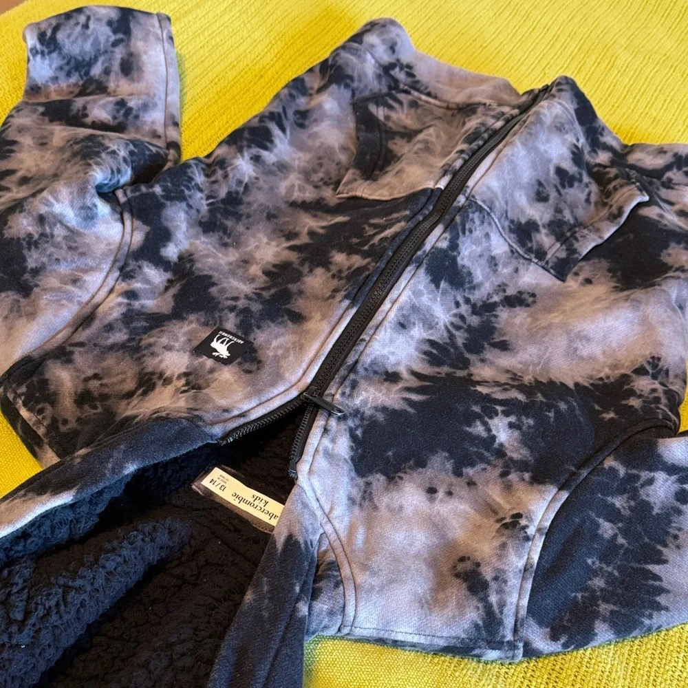 abercrombie kids black and gray tie-dye zip hoodie